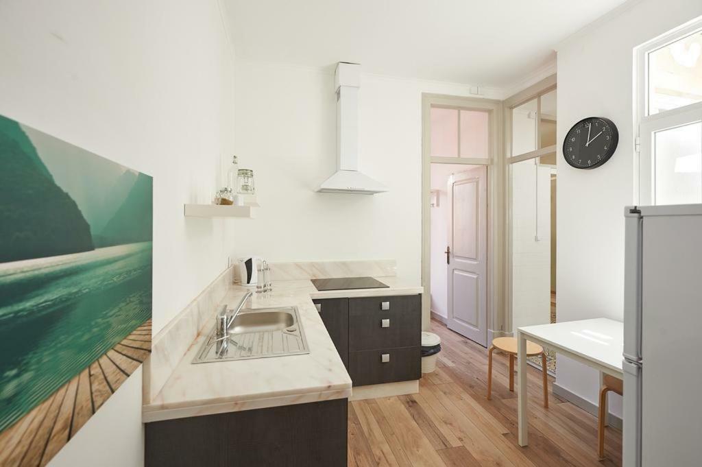 Love Inn Bairro Alto Lisboa Εξωτερικό φωτογραφία